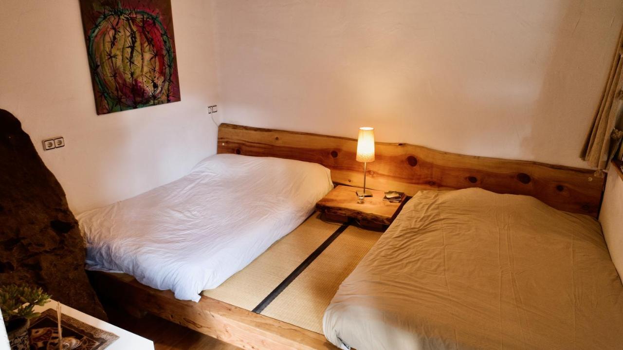 Pont De Valenti Mountain Retreat Apartment Херона Екстериор снимка